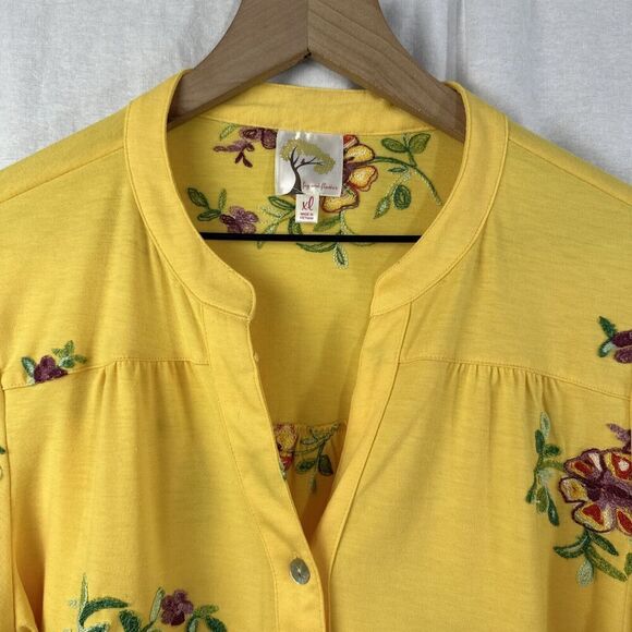 Fig & Flower Anthropologie Yellow Embroidered Button Up Roll Tab Top Women’s XL - Picture 9 of 15